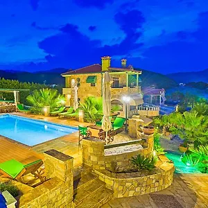 Apartament Talizeti - Adults Only, Sarti